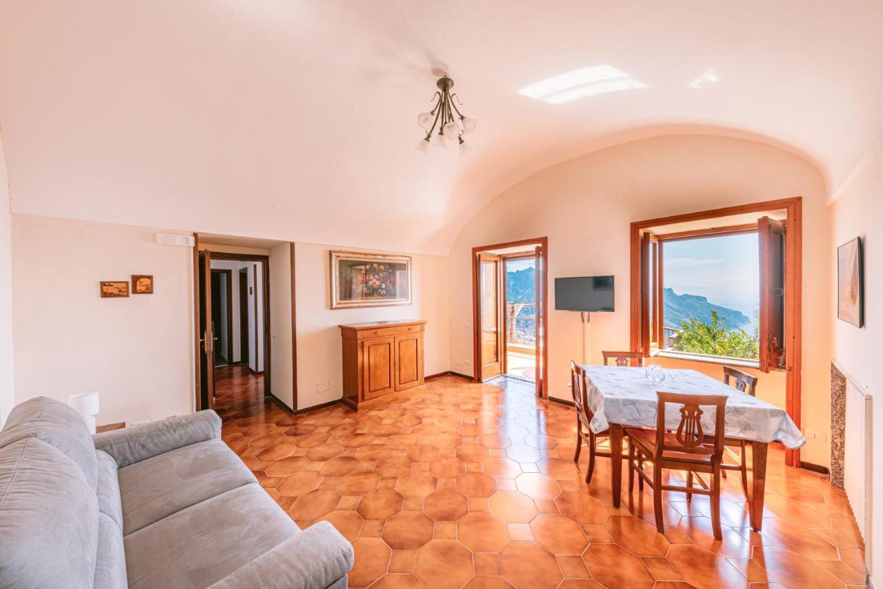 Appartamento Anna In Villa Laura Scala Buitenkant foto