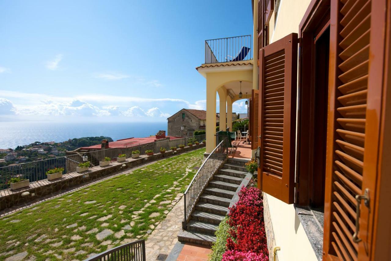 Appartamento Anna In Villa Laura Scala Buitenkant foto